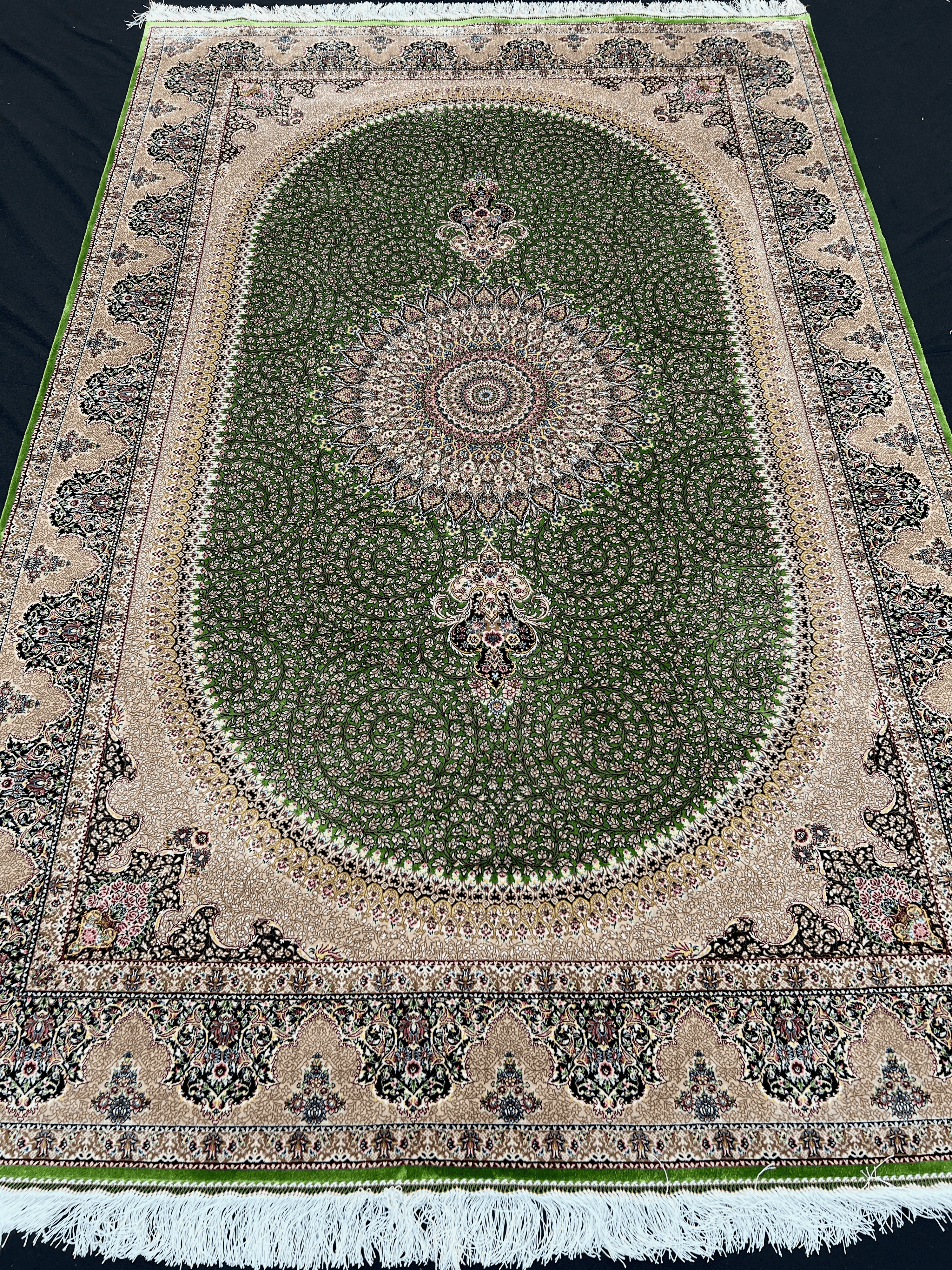 Oval Centre Piece Bamboo Silk Rug