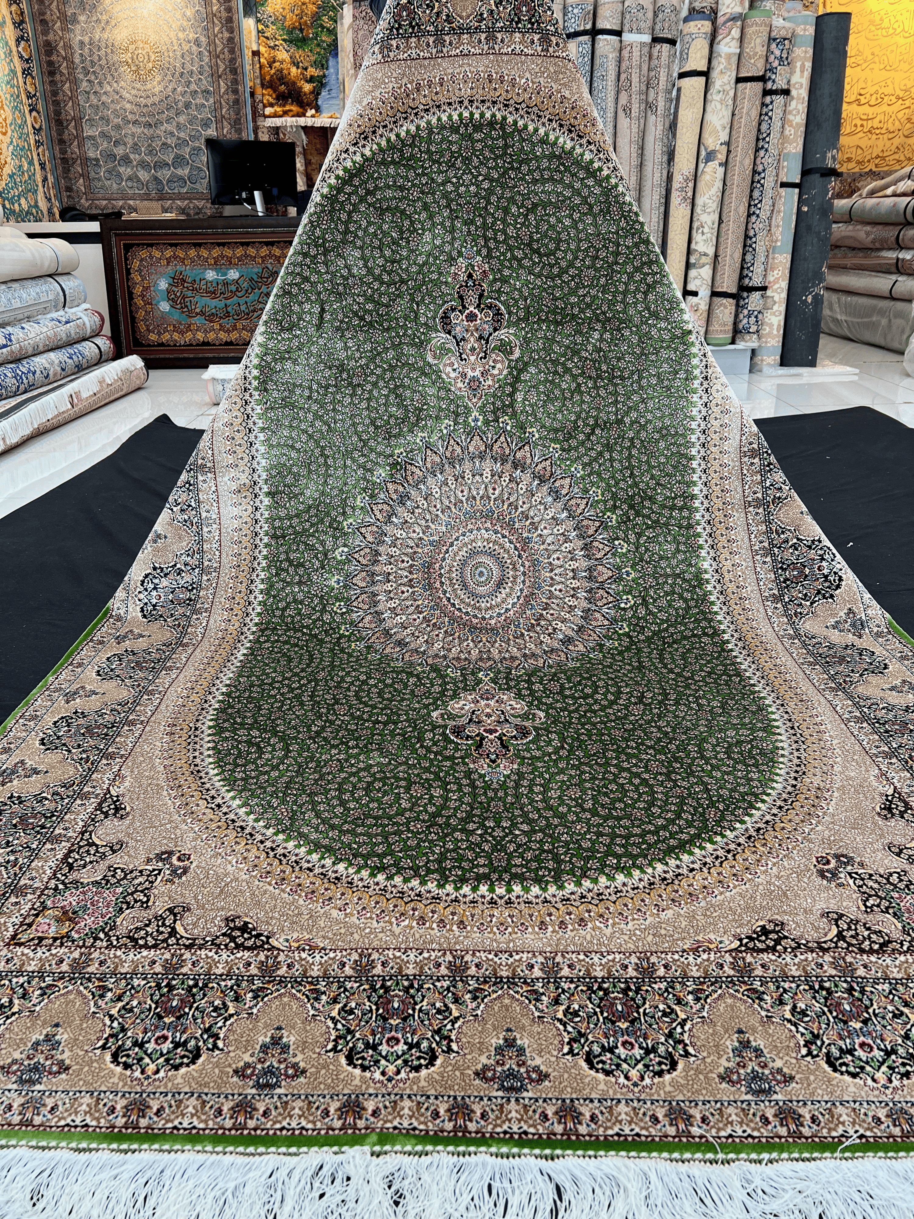 Oval Centre Piece Bamboo Silk Rug