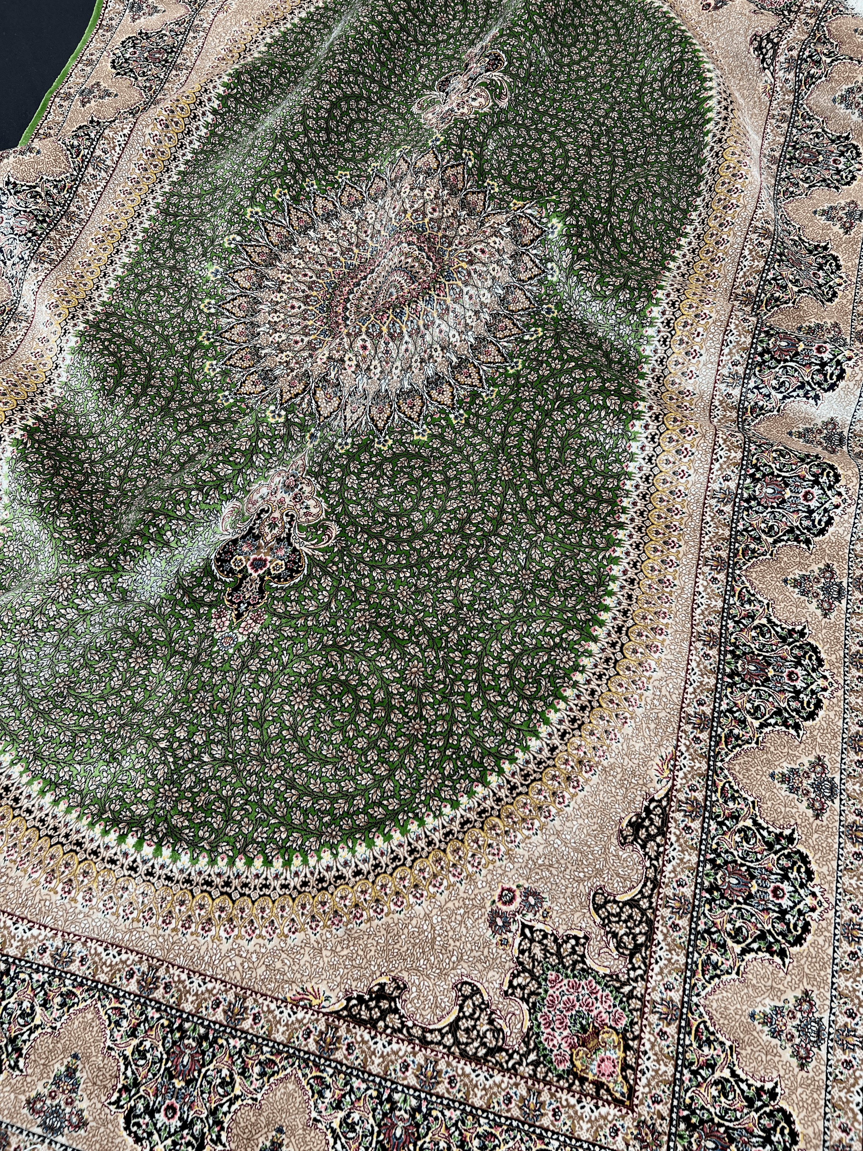 Oval Centre Piece Bamboo Silk Rug