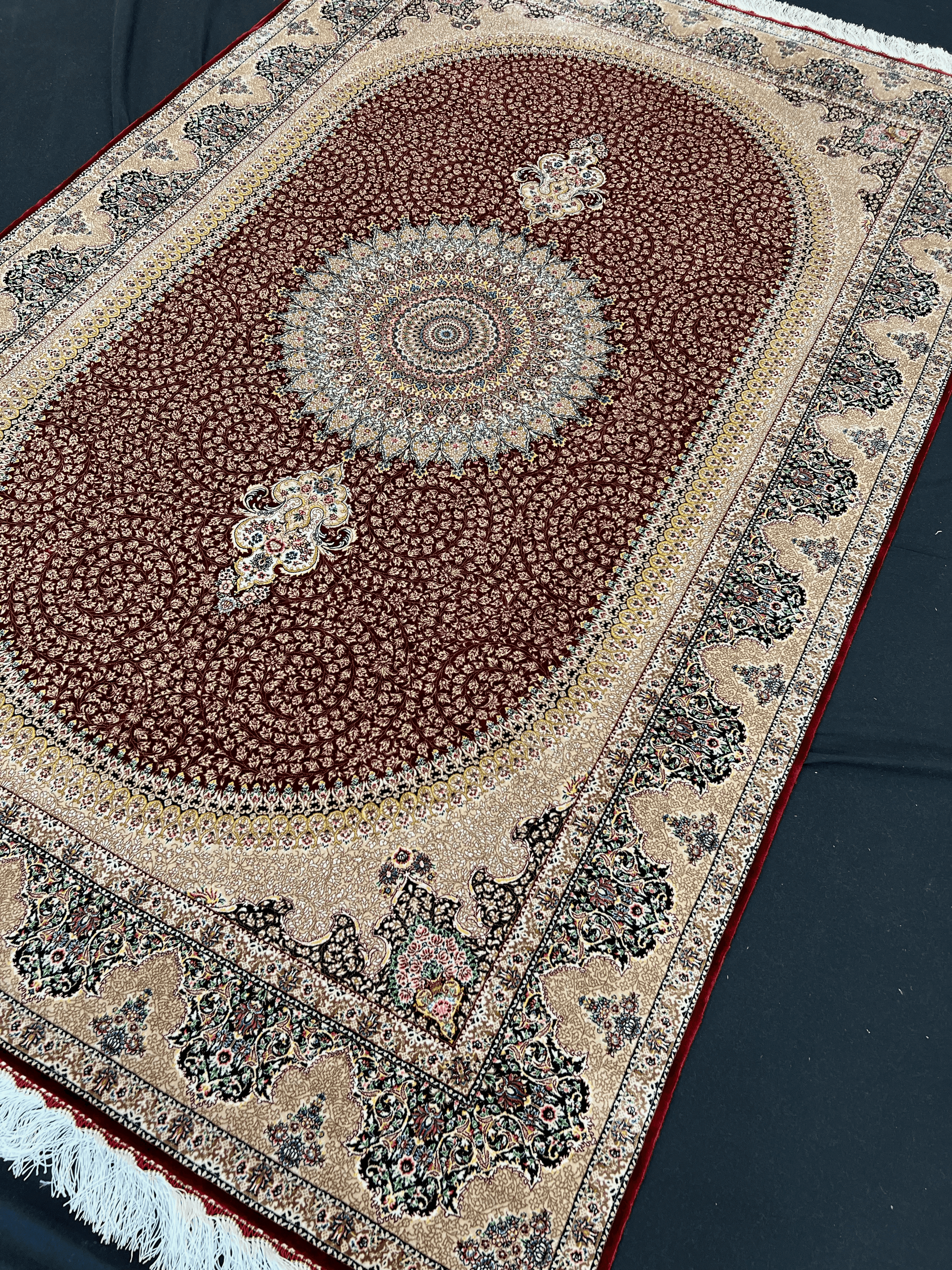 Oval Centre Piece Bamboo Silk Rug