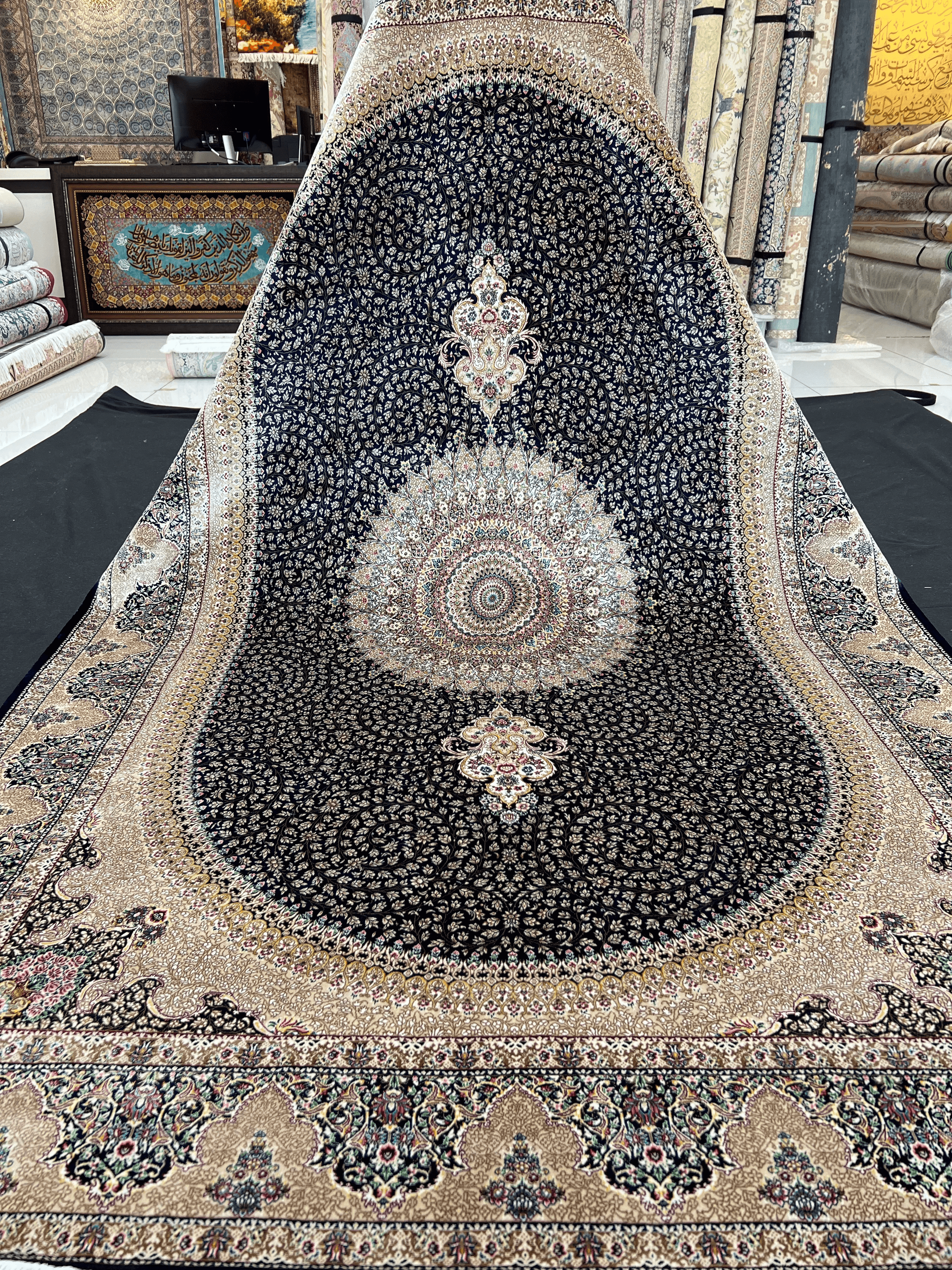 Oval Centre Piece Bamboo Silk Rug
